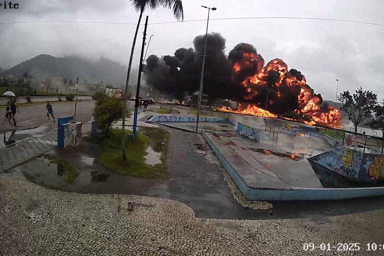 Avião que explodiu em Ubatuba não deixou marca de frenagem na pista do aeroporto