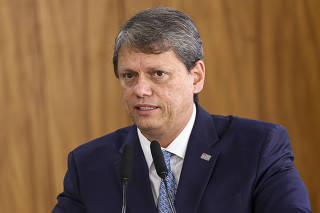 Brasília (DF), 29/11/2024 - O governador de São Paulo, Tarcísio de Freitas, durante cerimônia para assinatura de contratos de financiamento do BNDES para infraestrutura e mobilidade urbana de São Paulo. Foto: Marcelo Camargo/Agência Brasil