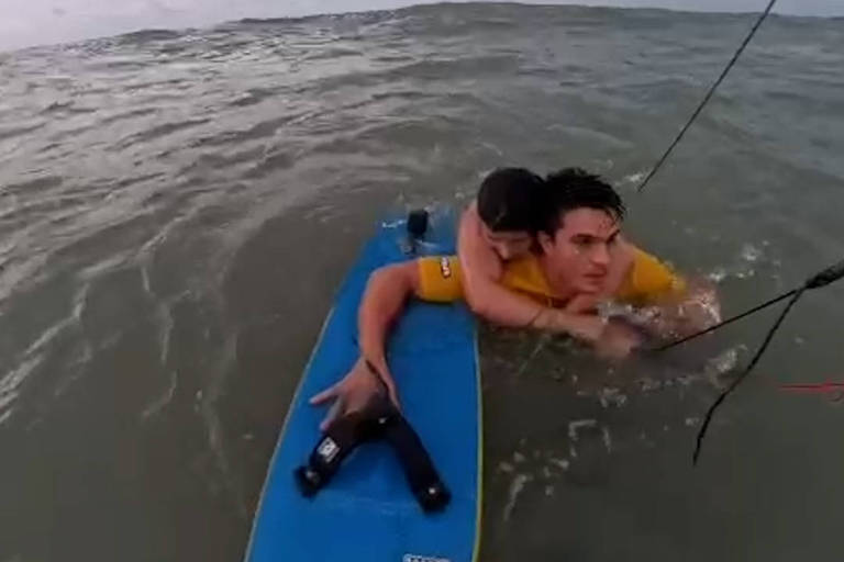 Atleta olímpico de kitesurf, Bruno Lobo resgata adolescente em alto-mar; veja o vídeo