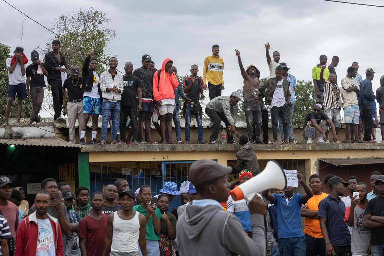 Três meses após eleição, Moçambique vive cenário de crise com quase 300 mortos