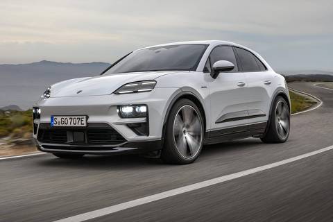 Versão Turbo do Porsche Macan 2025 100% elétrico tem 639 cv de potência