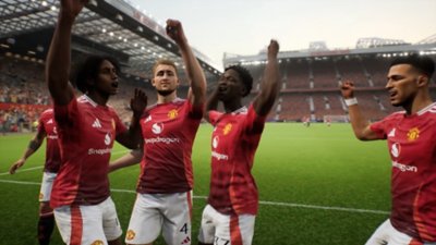 Captura de pantalla de eFootball con jugadores de Manchester United celebrando