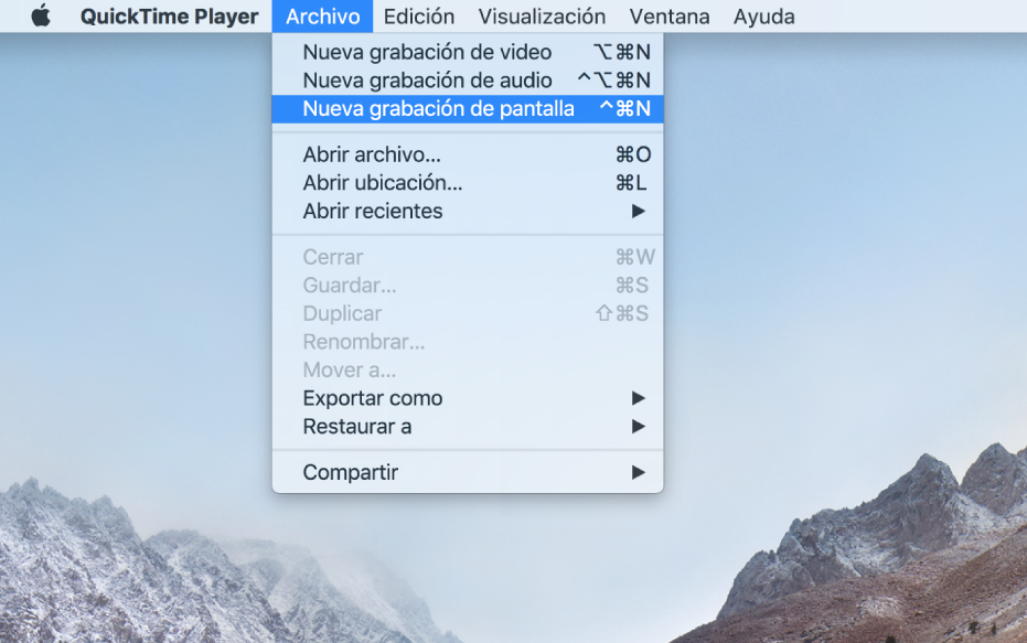 Una pantalla de la Mac mostrando una grabación de pantalla después de que el usuario elige Archivo > “Nueva grabación de pantalla”, hace clic en Grabar, arrastra una parte de la pantalla y finalmente hace clic en el botón “Iniciar grabación”. La parte de la pantalla seleccionada muestra el puntero haciendo clic en el elemento “Emoji y símbolos” en el menú Edición del Finder.