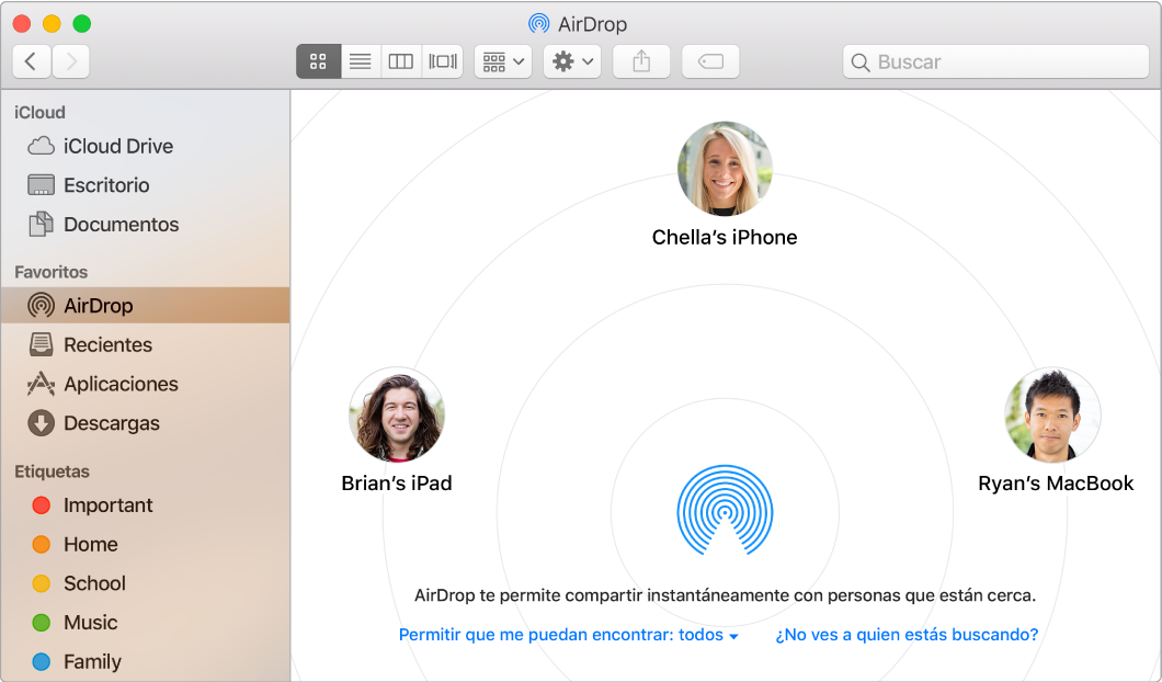 Una ventana del Finder con AirDrop seleccionado en la sección Favoritos en la barra lateral.