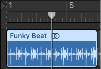 Figure. Playhead over the selected region, ready to be split.