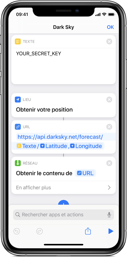 Une action Obtenir le lieu actuel ajoutée entre l’action Texte et l’action URL dans le raccourci de requête API Dark Sky.