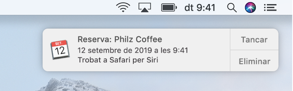 Suggeriment de Siri per afegir un esdeveniment del Safari al Calendar.