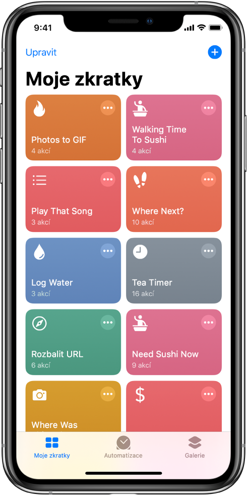 Karta Moje zkratky se seznamem zkratek určených k provádění běžných každodenních činností, například nastavení minutky na louhování čaje nebo vyhledání suši restaurace. Dole jsou vidět karty Automatizace a Galerie.