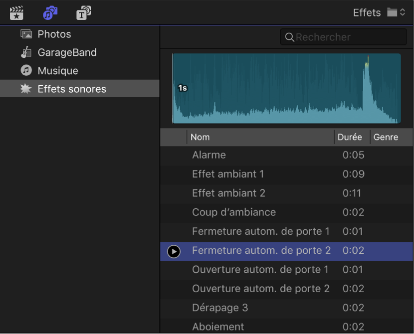 Barre latérale Photos et audio montrant la catégorie Effets sonores sélectionnée, et le navigateur affichant la liste des plans d’effets sonores