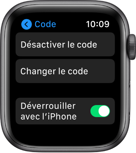 Réglages Code sur l’Apple Watch avec le bouton « Désactiver le code » en haut, le bouton « Changer le code » en dessous et le commutateur « Déverrouiller avec l’iPhone » en bas.