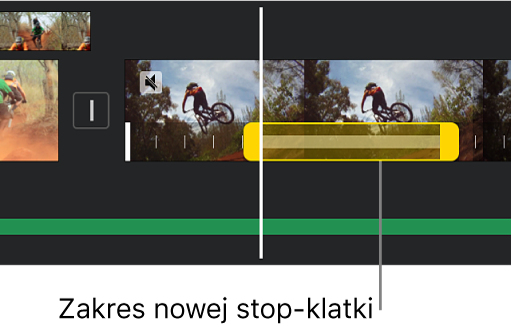 Stop-klatka z żółtymi uchwytami zakresu, widoczna na dole klipu wideo na linii czasowej. Stop-klatka zaczyna się w miejscu głowicy.