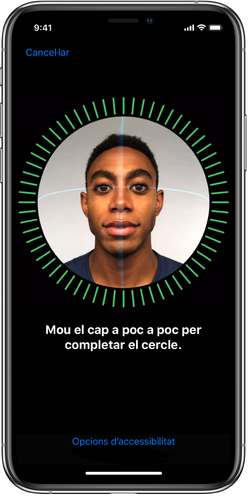 La pantalla de configuració del Face ID. Es mostra una cara encerclada a la pantalla. Sota, hi ha un text que demana a l’usuari que mogui el cap lentament fins completar el cercle.