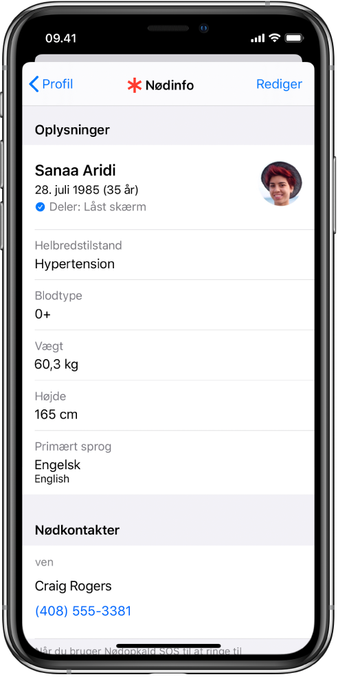 En Nødinfo-skærm med oplysninger, herunder fødselsdato, sygdomme, medicin og en nødkontakt.