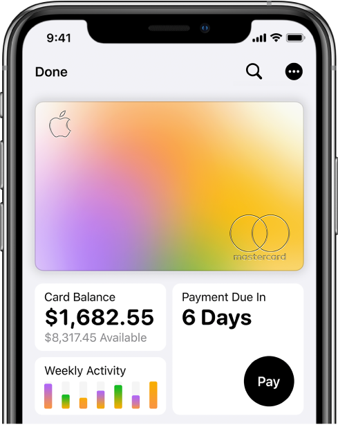 Картица Apple Card у апликацији Wallet приказује дугме More у горњем десном углу, укупни салдо и седмичну активност у доњем левом углу и дугме Pay у доњем десном углу.