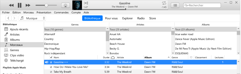 La fenêtre principale d’iTunes : Le navigateur par colonne se trouve à droite de la barre latérale et au-dessus de la liste des morceaux.