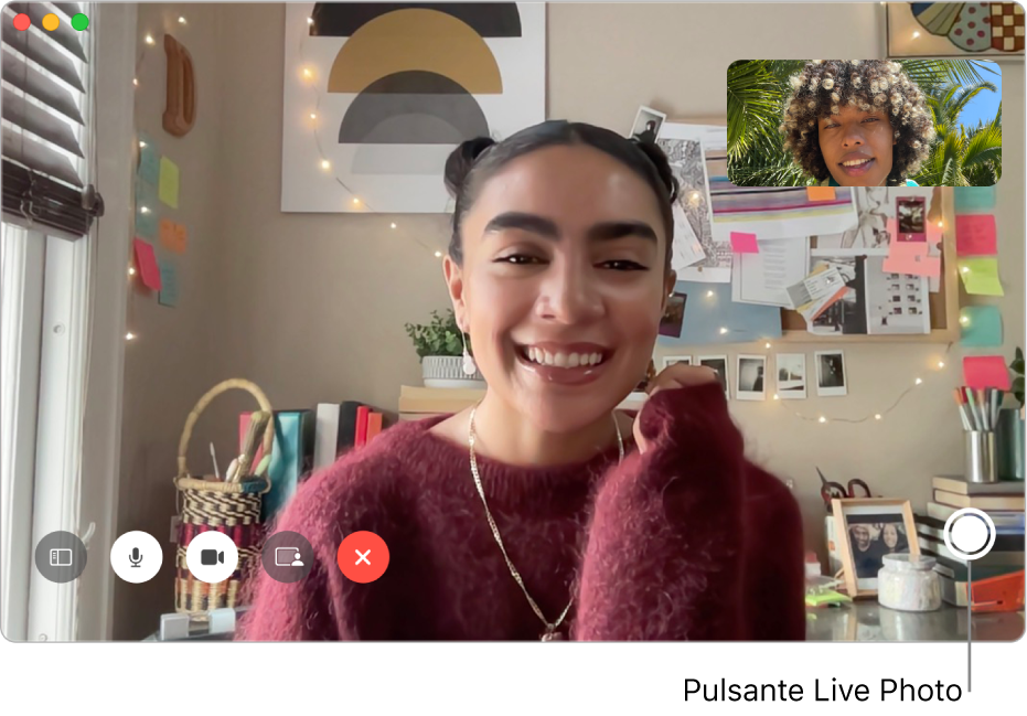 Sposta il puntatore sulla finestra di FaceTime per visualizzare il pulsante Live Photo.