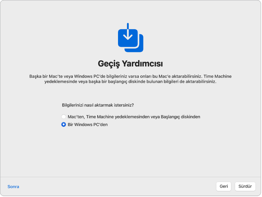 “Geçiş Yardımcısı” ifadesi bulunan Ayarlama Yardımcısı ekranı. Windows PC’deki bilgileri aktarma onay kutusu seçili.