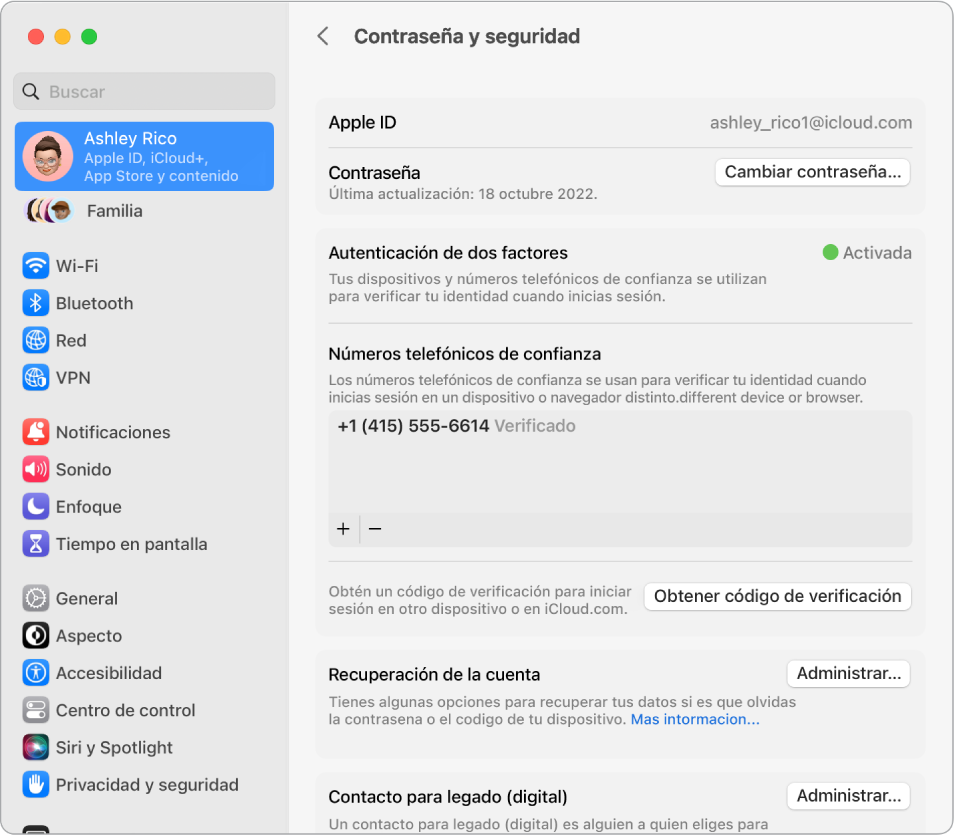 La sección Contraseña y seguridad de Apple ID en Configuración del Sistema. Desde aquí puedes configurar Recuperación de cuenta o Contacto antiguo.