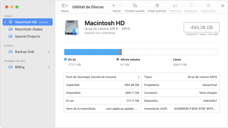 Finestra de la Utilitat de Discos amb la vista “Mostrar només els volums” seleccionada. La barra lateral de l’esquerra mostra dos volums interns, un volum extern i un volum d’imatge de disc. La part dreta de la finestra mostra informació detallada del volum seleccionat.