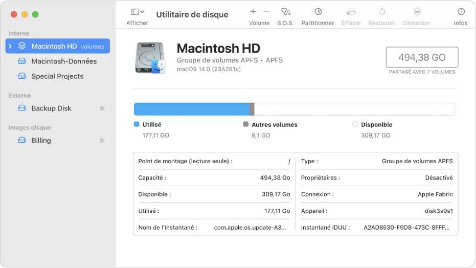 La fenêtre Utilitaire de disque affiche deux volumes APFS sur un disque interne, un volume sur un disque externe et l’image d’un disque.