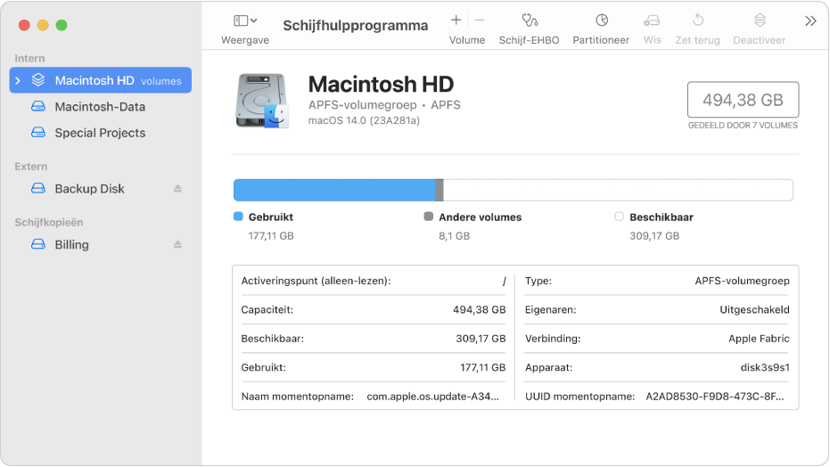 Het venster van Schijfhulpprogramma, met twee APFS-volumes op een interne schijf, een volume op een externe schijf en een schijfkopie.