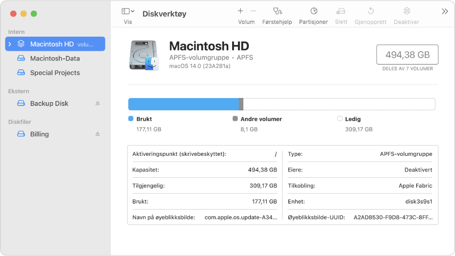 Et Diskverktøy-vindu med Vis kun volumer-visningen markert. Sidepanelet til venstre viser to interne volumer, ett eksternt volum og ett diskfilvolum. Detaljert informasjon om det markerte volumet vises til høyre i vinduet.