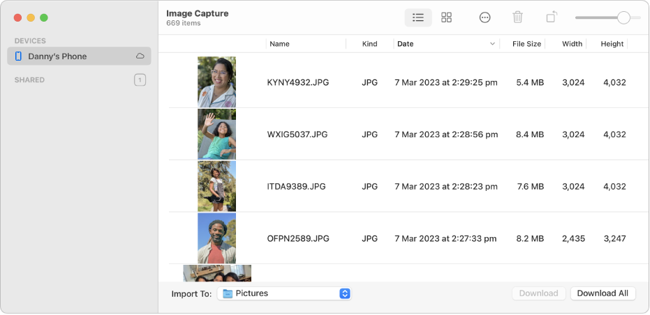 The Image Capture window showing pictures to be imported from an iPhone.