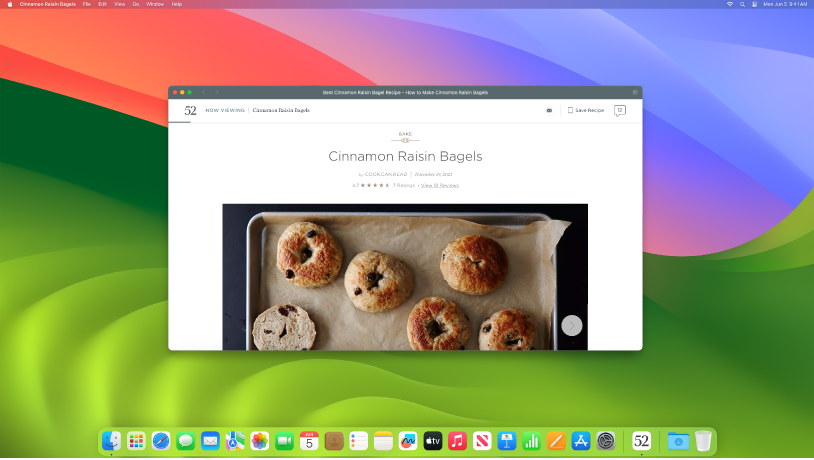 Відкрите вікно Safari з відповідною вебпрограмою, відображеною на панелі Dock.