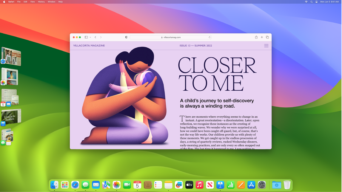 Негізгі бетте Safari экранымен Stage Manager опциясын, ал сол жағында басқа қолданбаларды көрсетіп тұрған экран.