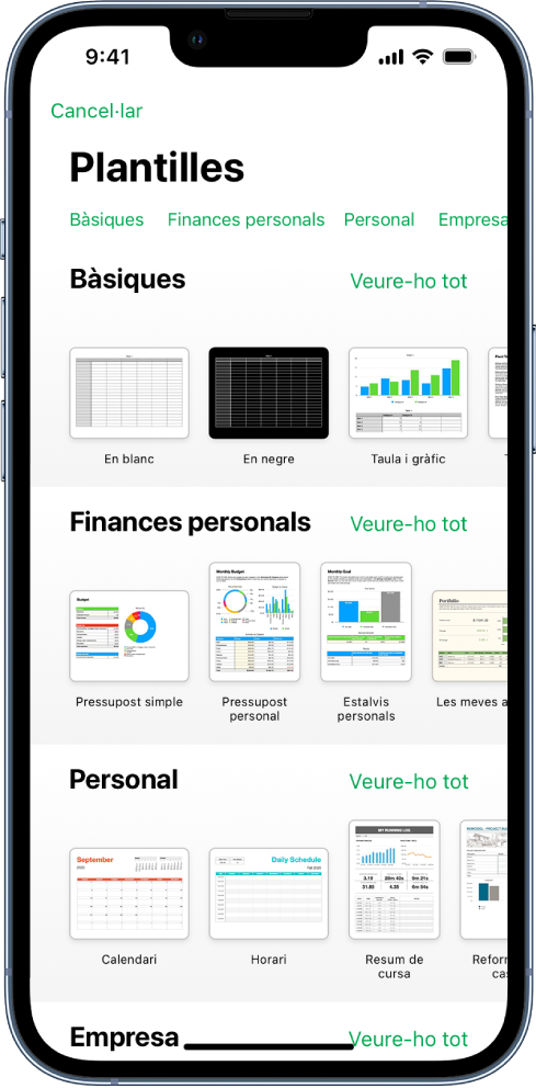 El selector de plantilles, amb una fila de categories a la part superior que pots tocar per filtrar les opcions. A sota hi ha miniatures de plantilles predissenyades ordenades en files per categoria: la primera, a la part superior, és Recents, seguida per Bàsiques i Finances personals. Es mostra el botó “Veure-ho tot” a la part superior i a la dreta de cada fila de categories. El botó d’idioma i regió és a l’angle superior dret.