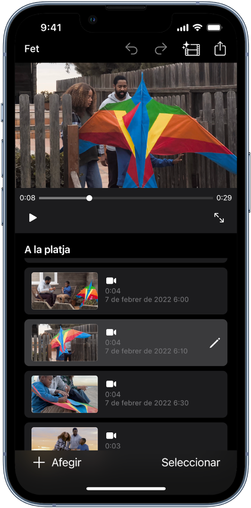 Un projecte de pel·lícula màgica a l’iMovie d’un iPhone.