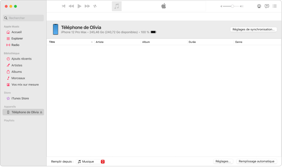 La fenêtre Musique avec un appareil (iPhone de Julie) dans la barre latérale. Le bouton « Réglages de synchronisation » dans le coin supérieur droit permet d’ouvrir le Finder.