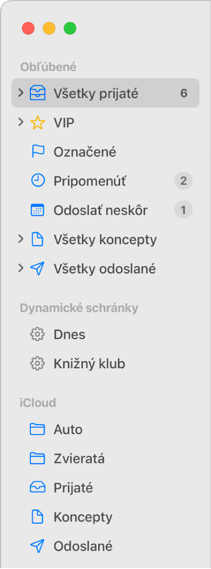 Postranný panel aplikácie Mail zobrazujúci štandardné schránky (Prijaté a Koncepty) v hornej časti postranného panela a vytvorené schránky v častiach Na mojom Macu a iCloud.