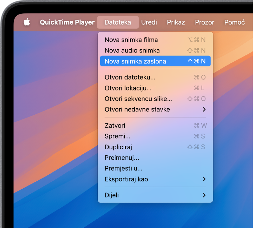 U aplikaciji QuickTime Player otvoren je izbornik Datoteka i odabrana je naredba Nova snimka zaslona za započinjanje snimanja zaslona.