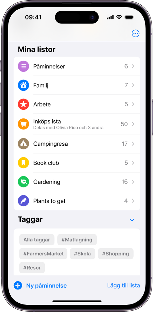 En skärm visar flera listor i Påminnelser. Längst ned finns taggbläddraren.