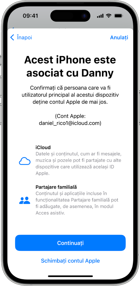 Un iPhone afișând contul Apple asociat cu dispozitivul și informații despre iCloud și funcționalitățile Partajare familială care pot fi utilizate cu modul Acces asistiv.