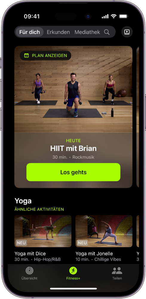 Der Bildschirm „Für dich“ in Apple Fitness+ zeigt ein Training in einem eigenen Plan sowie empfohlene Yoga-Trainings.