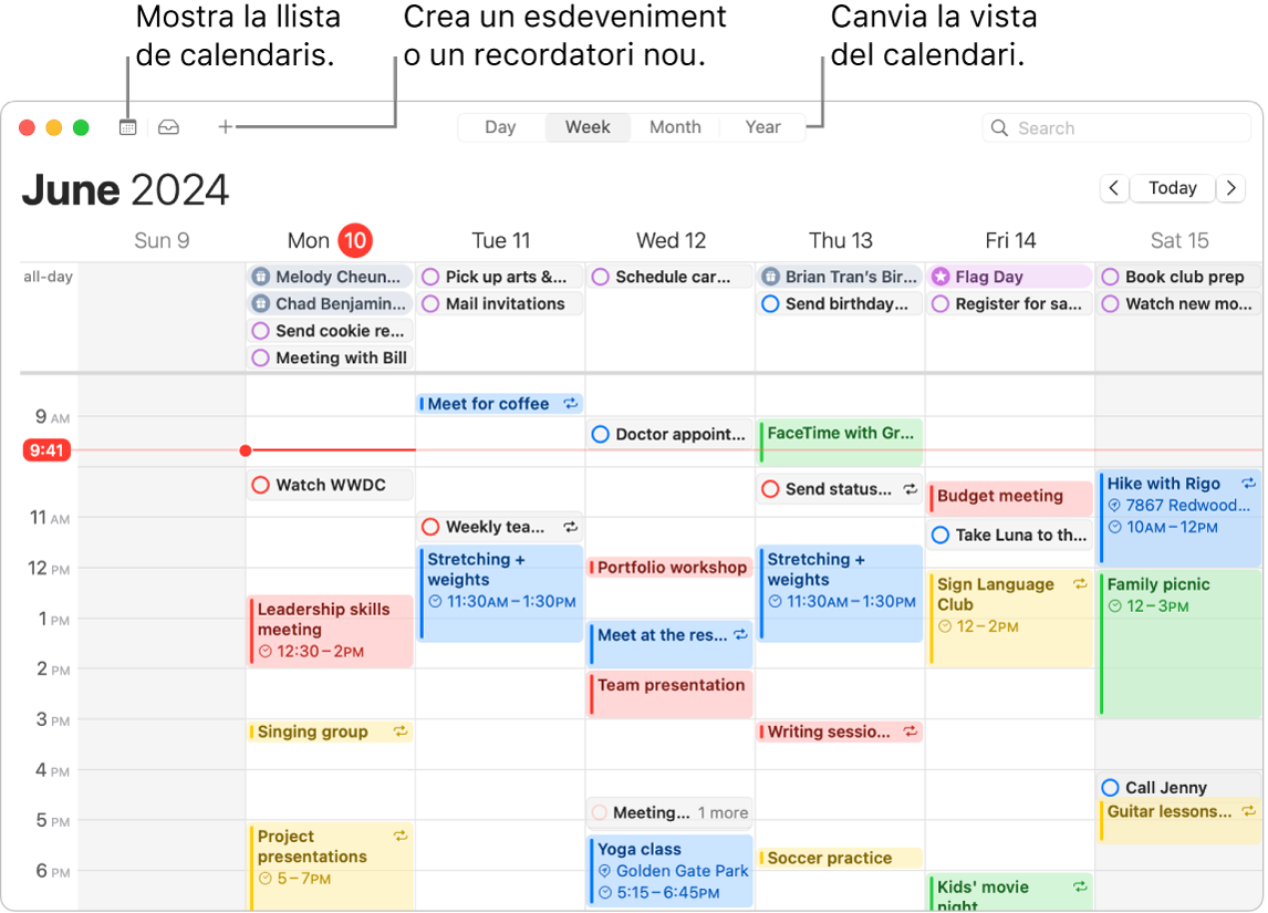 Una finestra de l’app Calendari que mostra tots els esdeveniments i recordatoris programats per a la setmana. Les fletxes apunten als botons que mostren la llista del calendari, creen un esdeveniment o recordatori i canvien la vista a “Dia”, “Setmana”, “Mes” o “Any”.