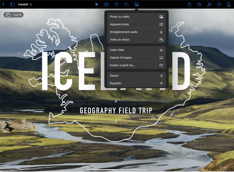L’app Keynote en affichage Diapositive uniquement avec le menu Multimédia ouvert dans la barre d’outils.