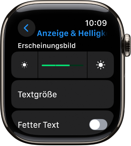 Die Einstellung „Anzeige & Helligkeit“ auf der Apple Watch: Oben befindet sich der Regler „Helligkeit“ und darunter die Taste „Textgröße“.