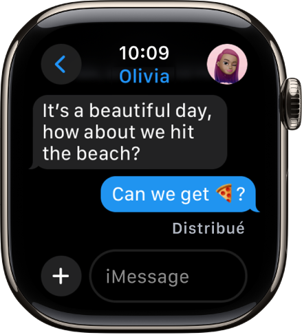 Une conversation est affichée. Le bouton Apps et le champ du message se trouvent en bas.