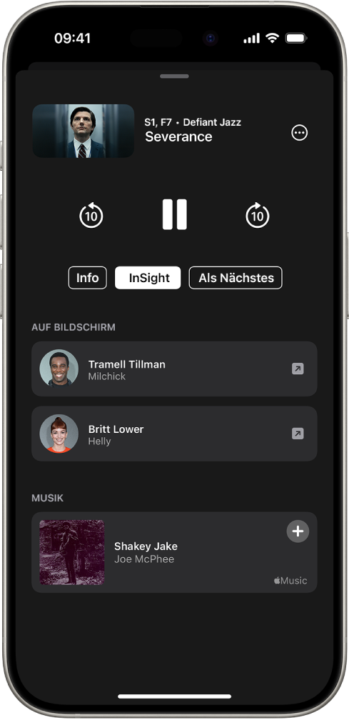 Der Bildschirm „InSight“ in der Apple TV App mit Informationen zu den Schauspieler:innen und der Musik aus der aktuellen Sendung.