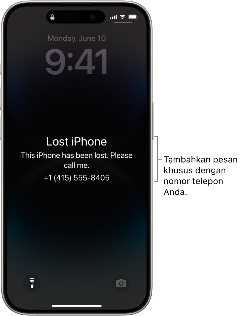 Layar Terkunci iPhone dengan pesan iPhone hilang. Anda dapat menambahkan pesan khusus dengan nomor telepon Anda.