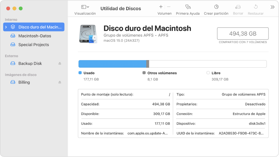 Una ventana de Utilidad de Discos con la visualización “Mostrar solo volúmenes” seleccionada. La barra lateral de la izquierda muestra dos volúmenes internos, un volumen externo y un volumen de imagen de disco. La parte derecha de la ventana muestra detalles sobre el volumen seleccionado.