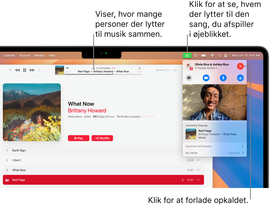 Apple Music-vinduet med en sang, der afspilles vha. SharePlay. Afspilningsvinduet viser, hvor mange personer der lytter til musik sammen. Til højre er der klikket på symbolet for SharePlay, og du kan se, hvem der lytter, og hvilken sang der afspilles i øjeblikket. Til højre kan du klikke på knappen Luk.