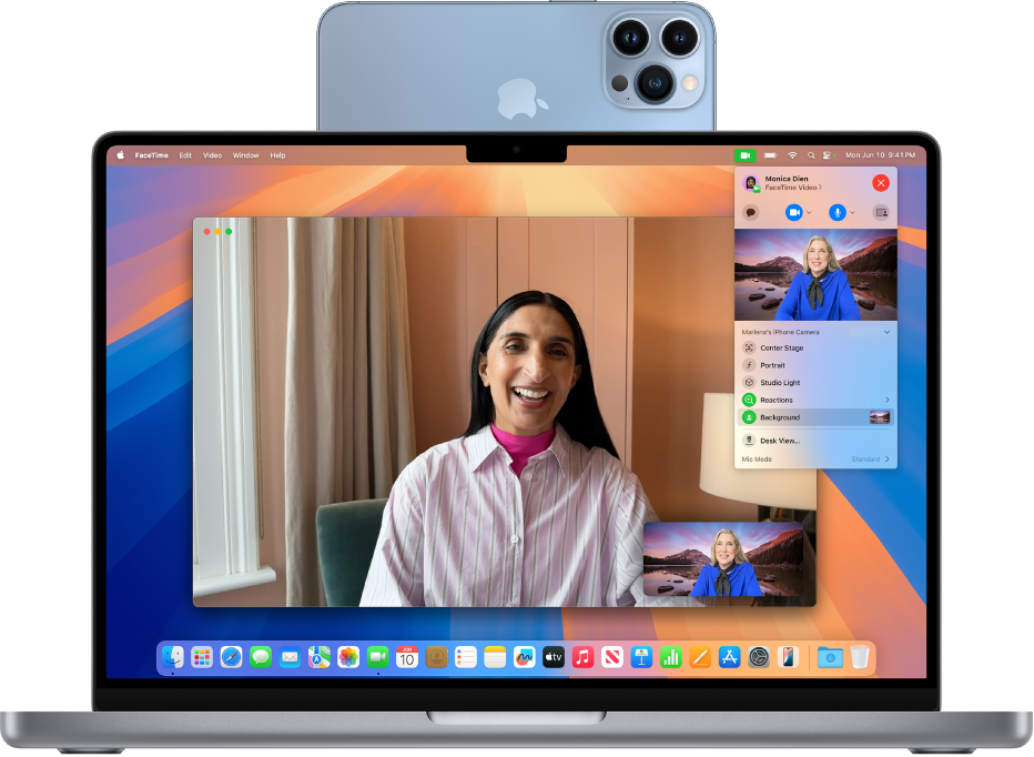 MacBook Pro con un iPhone como cámara web que muestra una llamada FaceTime activa.