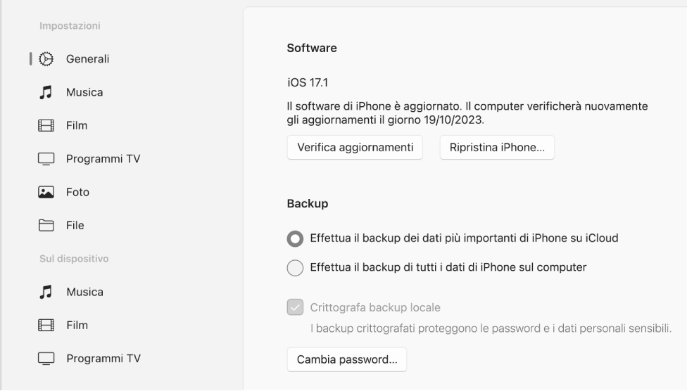 La finestra principale di Dispositivi Apple che mostra le opzioni per il software, per il backup e per altre funzionalità