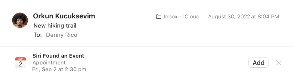 Una franja bajo la cabecera del mensaje en el área de previsualización muestra información sobre un evento que Siri ha encontrado en el mensaje. En el extremo derecho hay un vínculo para añadir el evento a Calendario.