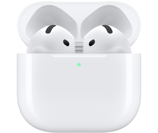 Gli AirPods 4 all’interno della loro custodia di ricarica.