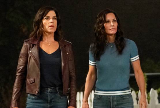 Courteney Cox Returns for Scream 7